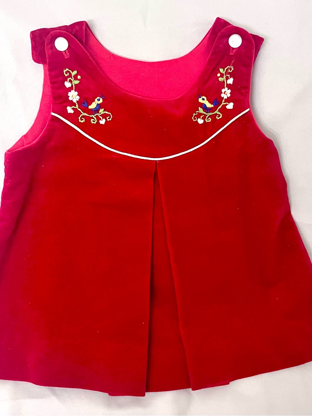 Magic Red Velvet Tank Top with Bird Embroidery